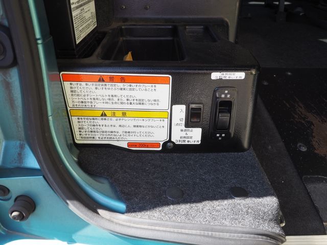Nissan NV200 VANETTE WAGON 2011-09 24746-10