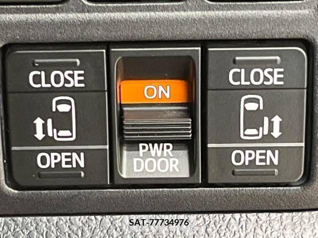 Toyota ESQUIRE 2015-06 297222-5