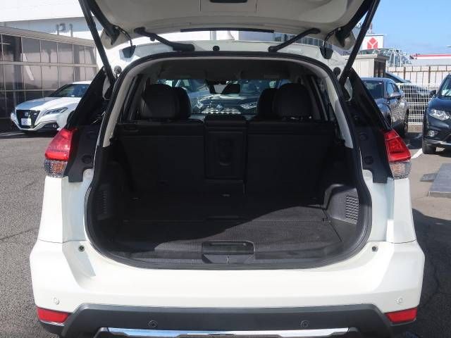 Nissan X-TRAIL 2018-04 15156-10