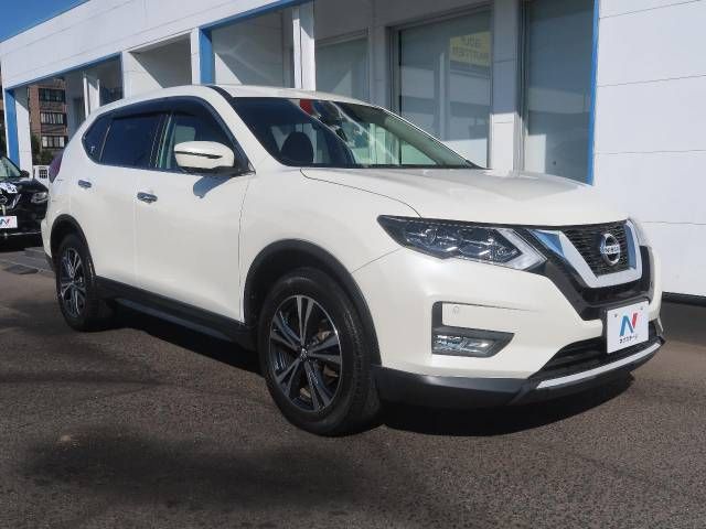 Nissan X-TRAIL 2018-04 15156-16