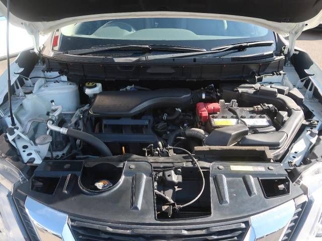 Nissan X-TRAIL 2018-04 15156-18