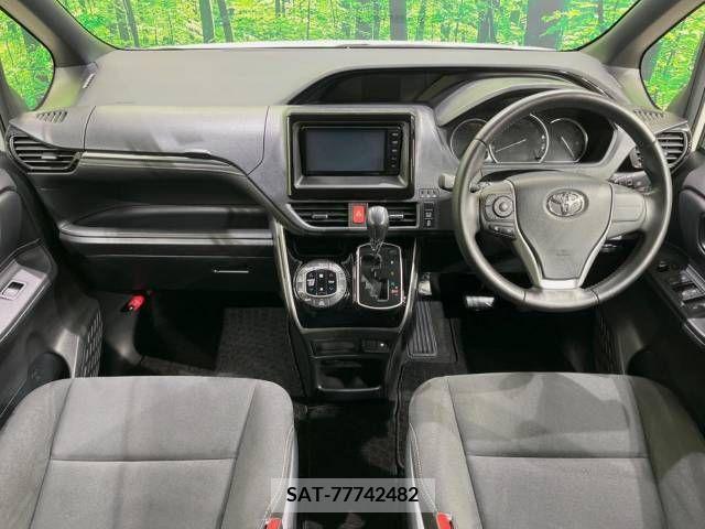 Toyota ESQUIRE 2015-09 268601-1