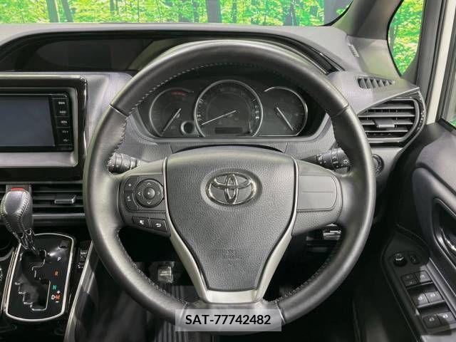 Toyota ESQUIRE 2015-09 268601-12