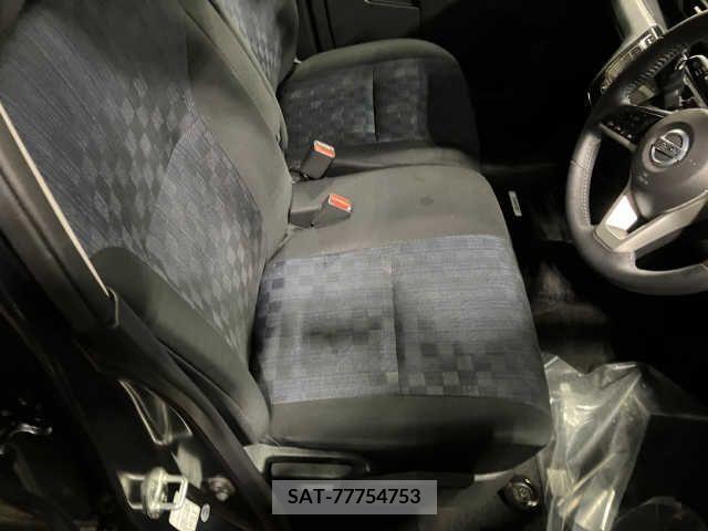 Nissan DAYZ 2019-05 266741-4
