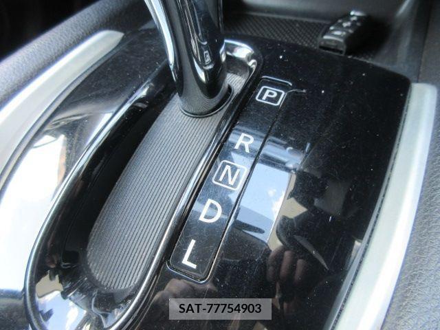 Nissan X-TRAIL 2016-08 291379-11