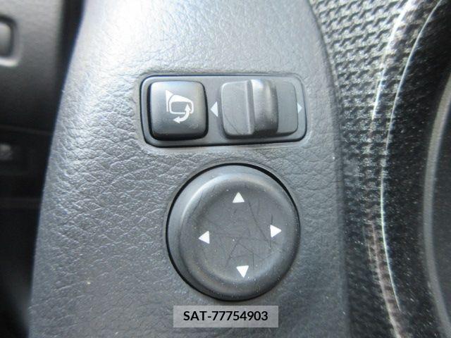 Nissan X-TRAIL 2016-08 291379-26