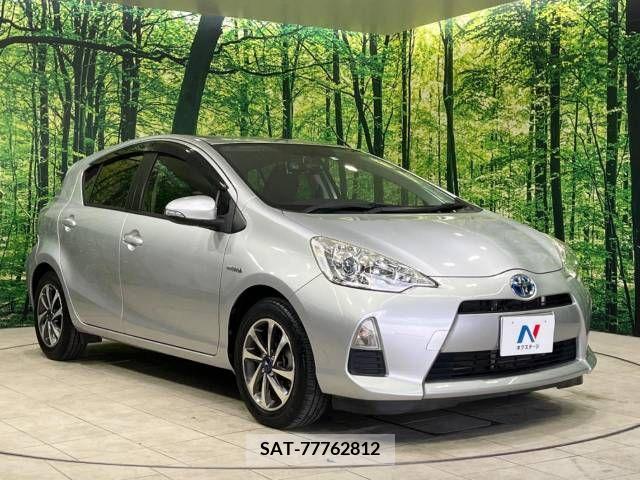 Toyota AQUA 2014-04 260549-16
