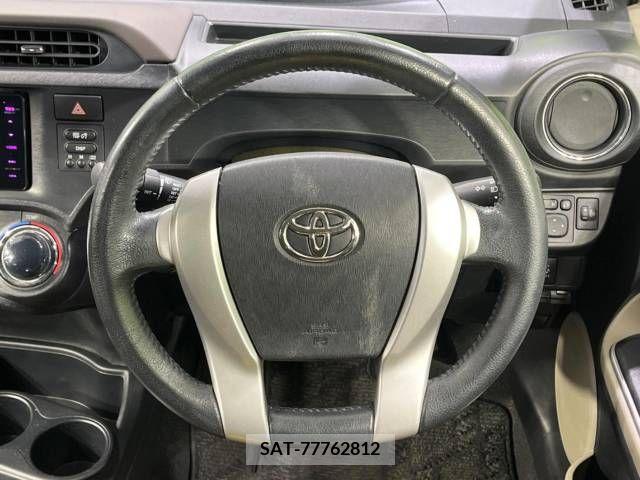 Toyota AQUA 2014-04 260549-11