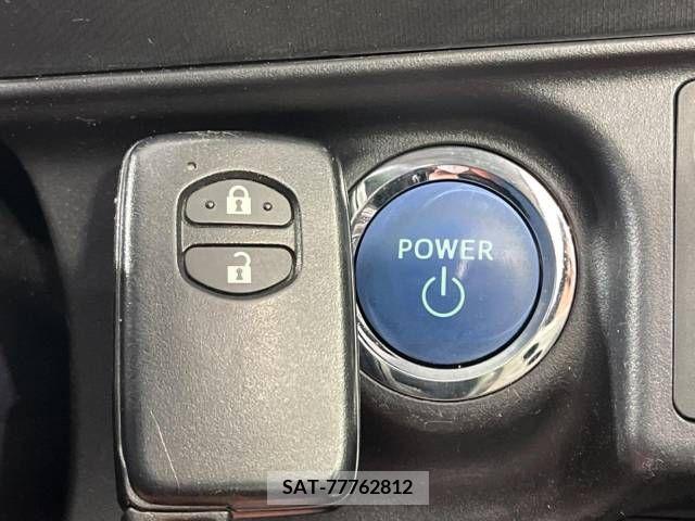 Toyota AQUA 2014-04 260549-6