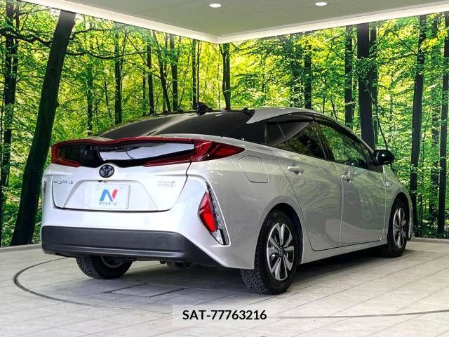 Toyota PRIUS PHV 2017-05 339206-17