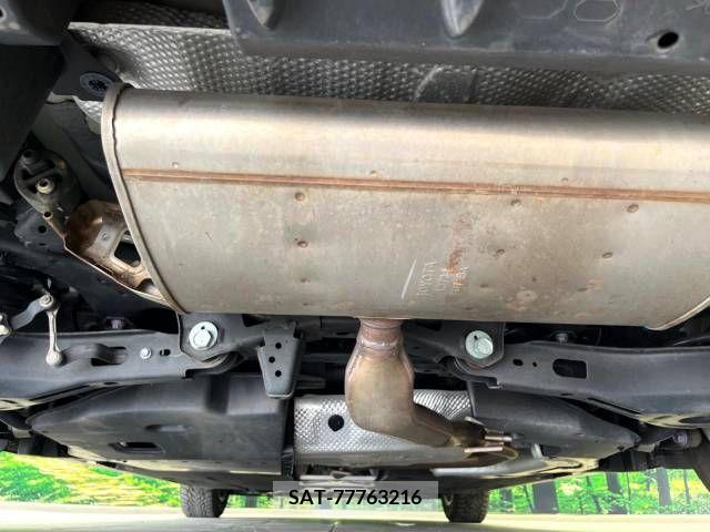 Toyota PRIUS PHV 2017-05 339206-19
