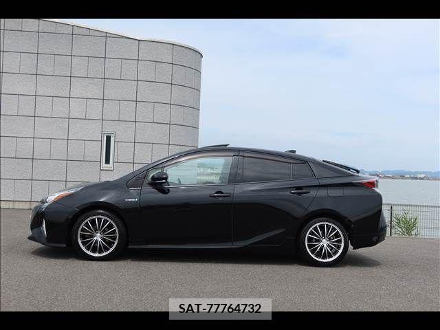 Toyota PRIUS 2016-09 326508-2