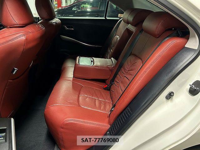 Toyota SAI 2013-12 284027-9