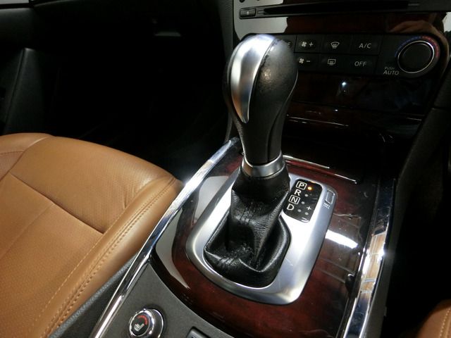 Nissan SKYLINE COUPE 2013-03 13996-5