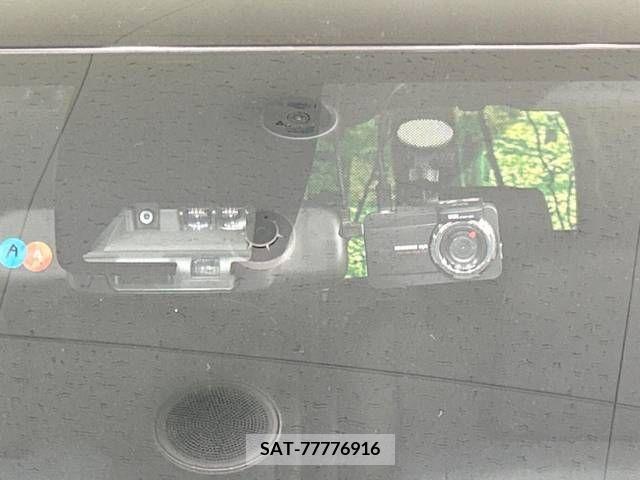 Toyota ESQUIRE 2019-09 268580-8