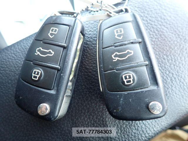 Audi A4 2007-02 348465-26