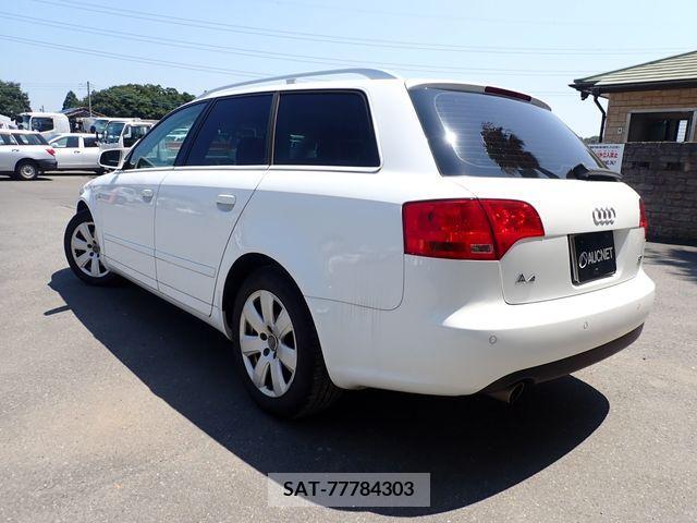 Audi A4 2007-02 348465-2