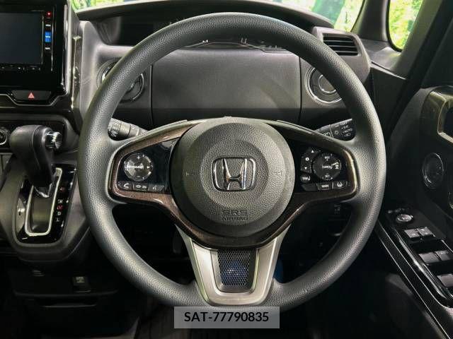 Honda N BOX CUSTOM 2018-11 216481-11