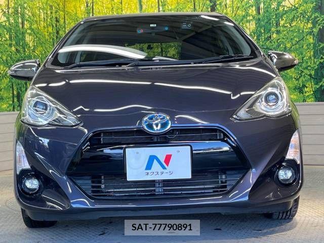 Toyota AQUA 2015-03 256295-14
