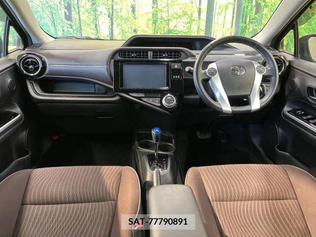 Toyota AQUA 2015-03 256295-1