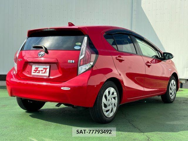 Toyota AQUA 2016-08 314225-2