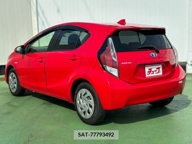 Toyota AQUA 2016-08 314225-8