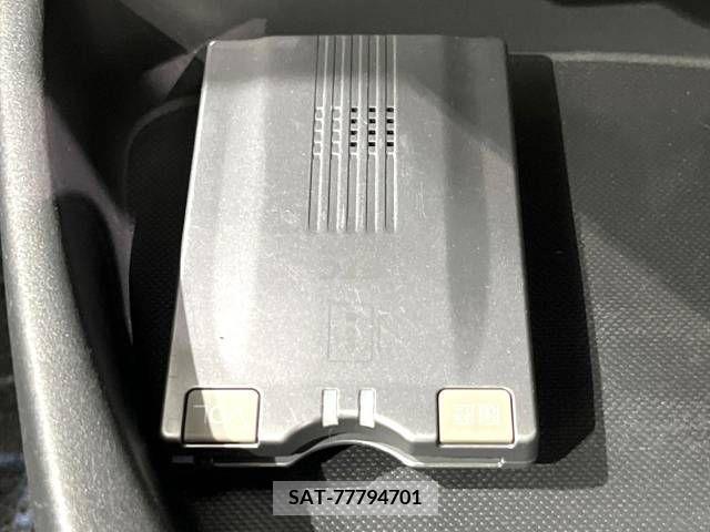 Toyota VITZ 2005-08 313771-3