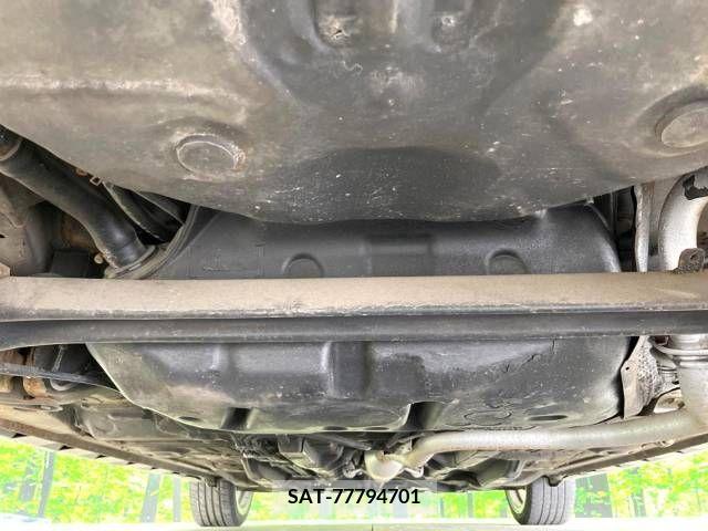 Toyota VITZ 2005-08 313771-19