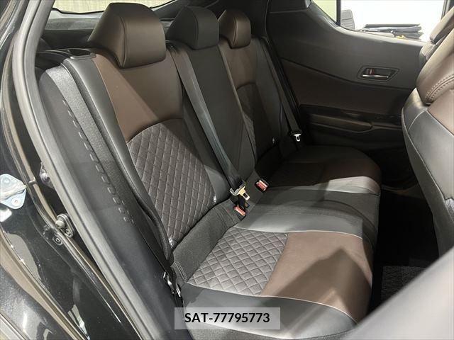 Toyota C-HR 2017-03 322966-8