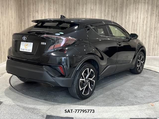 Toyota C-HR 2017-03 322966-17