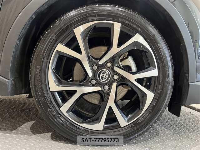 Toyota C-HR 2017-03 322966-13