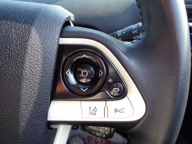 Toyota PRIUS 2017-05 14154-11