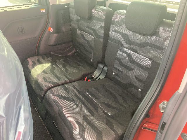 Daihatsu TANTO 2022-10 20479-15