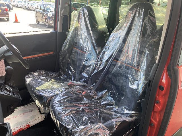 Daihatsu TANTO 2022-10 20479-14