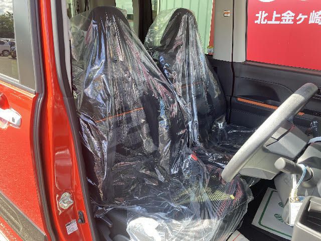 Daihatsu TANTO 2022-10 20479-13