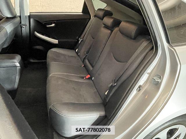 Toyota PRIUS 2015-04 377251-12