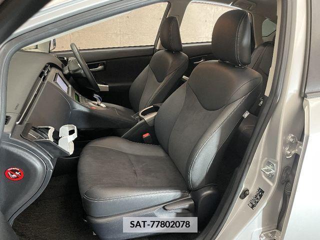 Toyota PRIUS 2015-04 377251-11