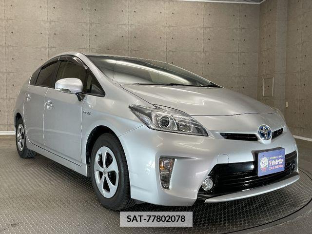 Toyota PRIUS 2015-04 377251-4