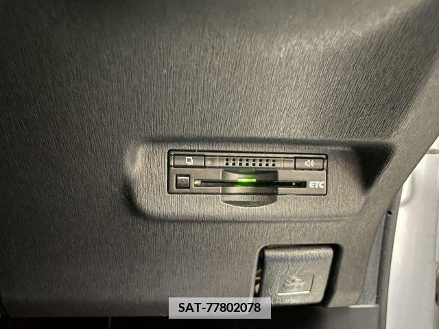 Toyota PRIUS 2015-04 377251-18