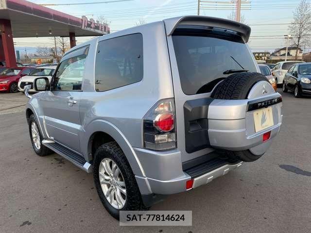 Mitsubishi PAJERO 2011-11 224973-6