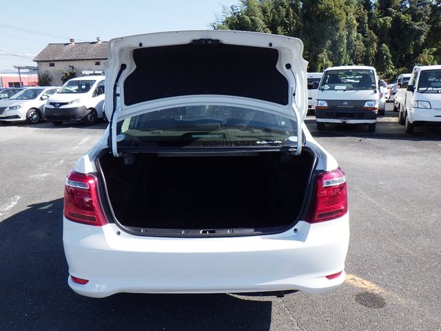 Toyota COROLLA AXIO 2018-11 183441-20