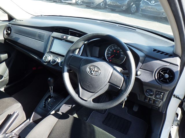 Toyota COROLLA AXIO 2018-11 183441-1