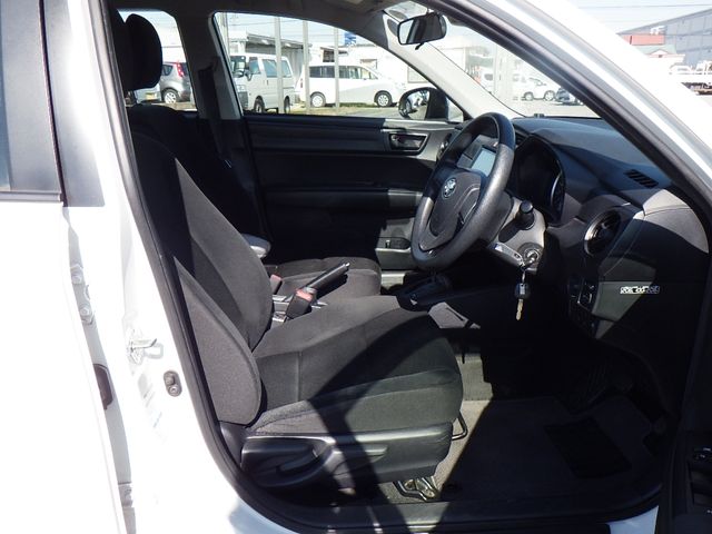 Toyota COROLLA AXIO 2018-11 183441-7
