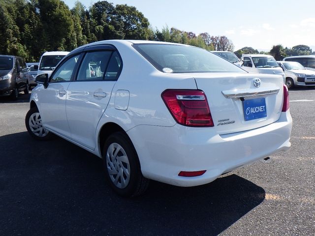 Toyota COROLLA AXIO 2018-11 183441-2