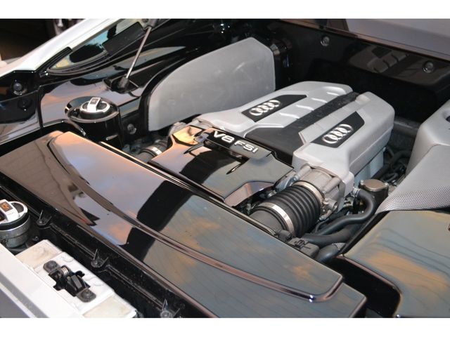 Audi R8 2011-03 18989-29