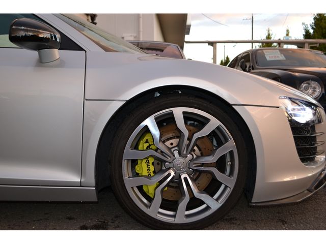 Audi R8 2011-03 18989-11