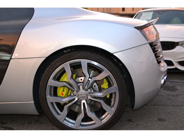 Audi R8 2011-03 18989-13