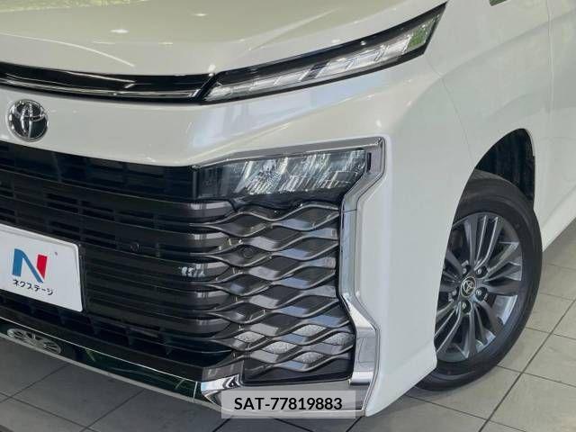 Toyota VOXY 2023-05 370528-13