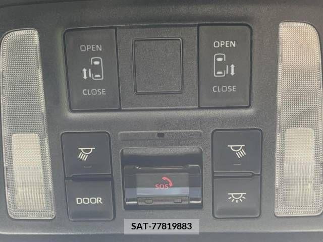 Toyota VOXY 2023-05 370528-2
