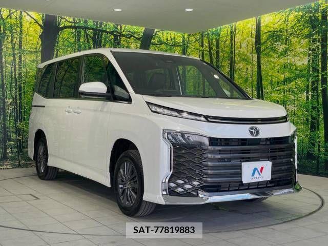 Toyota VOXY 2023-05 370528-17